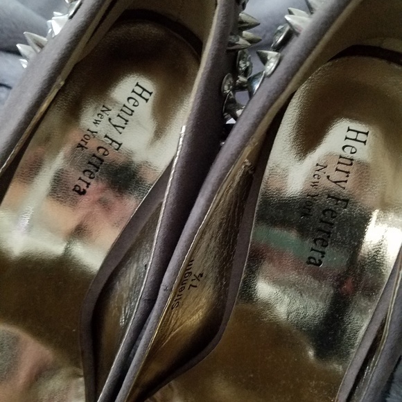Henry Ferrera 7.5 suede studded heels - Picture 2 of 4